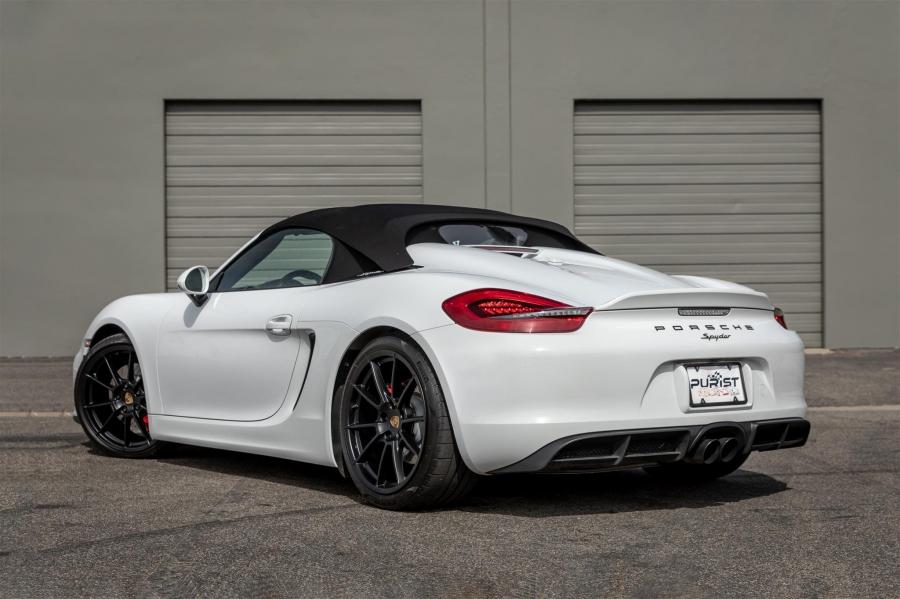  Porsche Boxster Spyder (981) 2016 года  (фото 3 из 72)